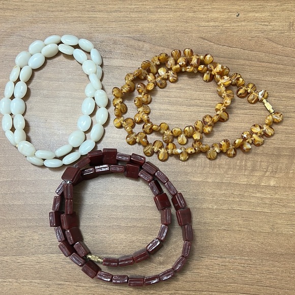 Handmade Necklace shell-stone (light brown zigzag + Ivory + brown square bead) - Picture 3 of 12